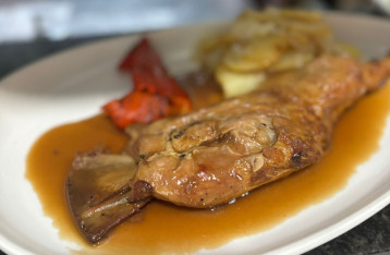 Paletilla de cordero asada