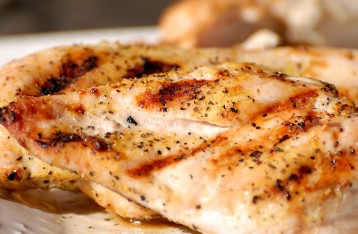 Pechuga de pollo de corral al grill